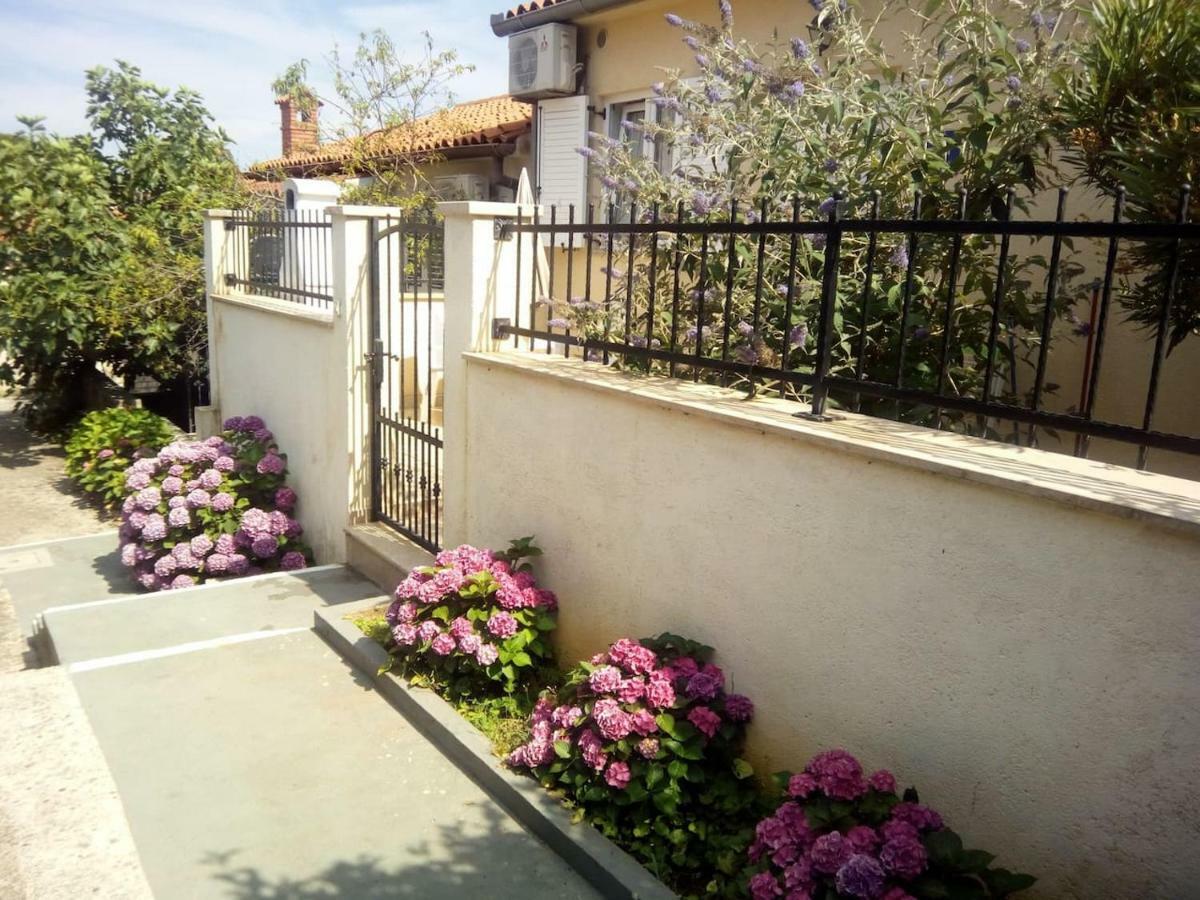 Apartman Vida Пула Экстерьер фото